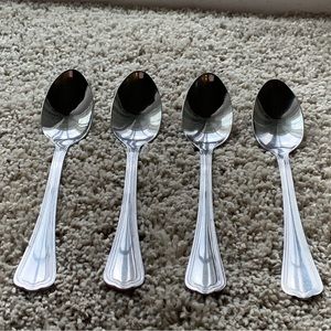 Anchor Hocking Set of 4 Teaspoons